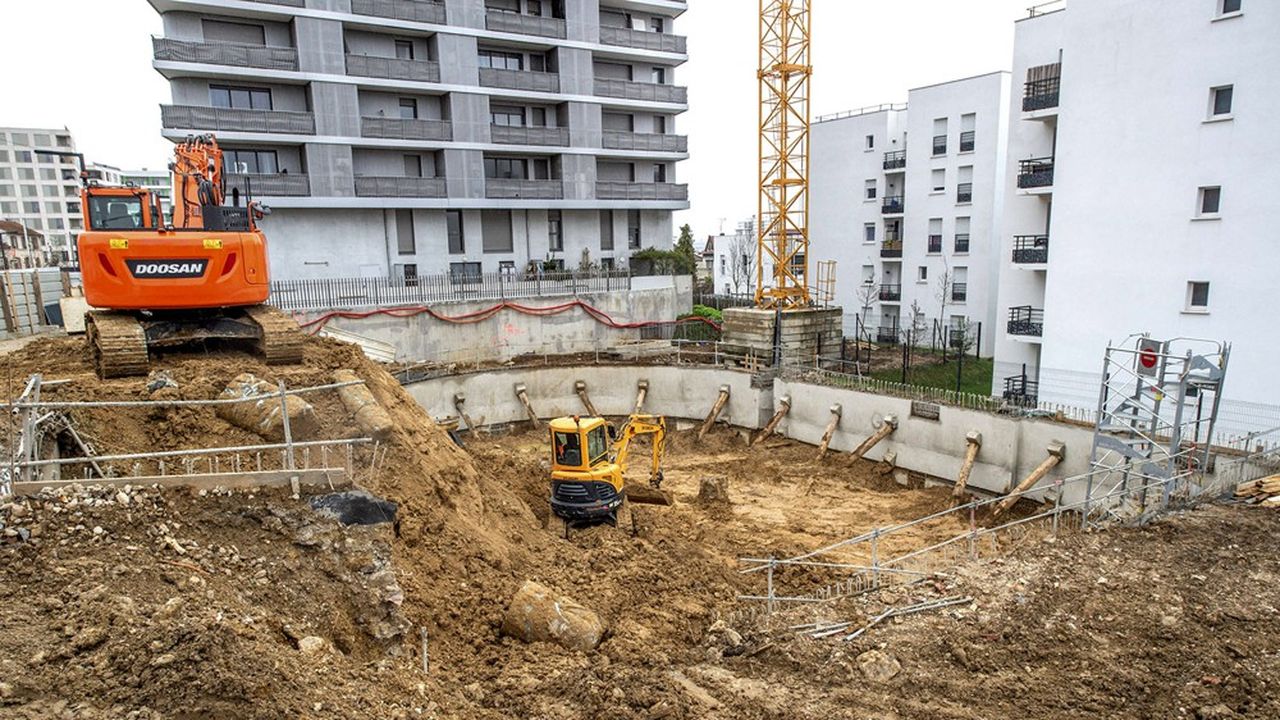 Construction d'immeubles de logement le long de la ligne du tramway T9 - Vitry-sur-Seine - 8 janvier 2021